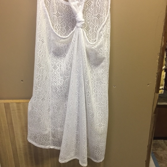 OP white lace bathing suit cover up/ long shirt - Picture 7 of 7